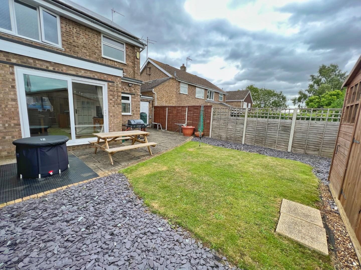 Gray Close, Earls Barton O'Riordan Bond